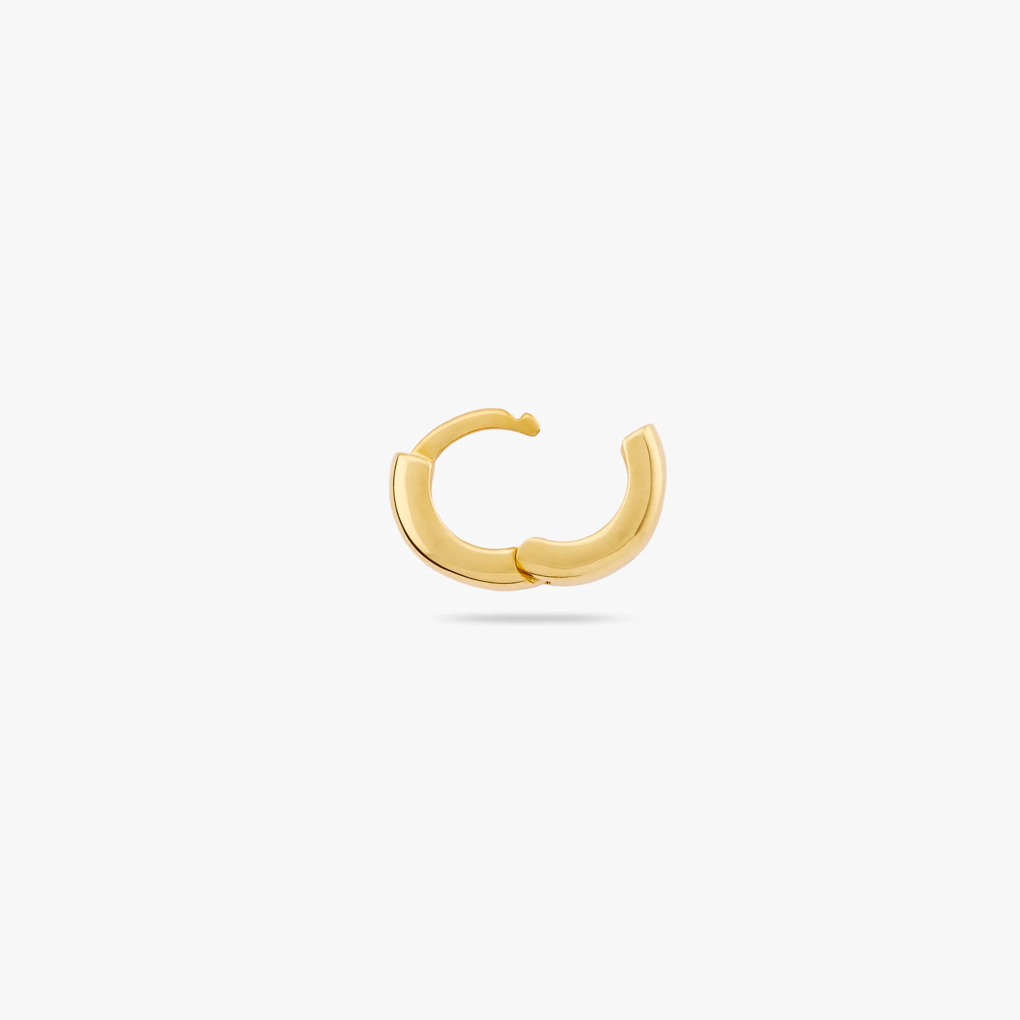 Micro Chunky Huggie - Image 3