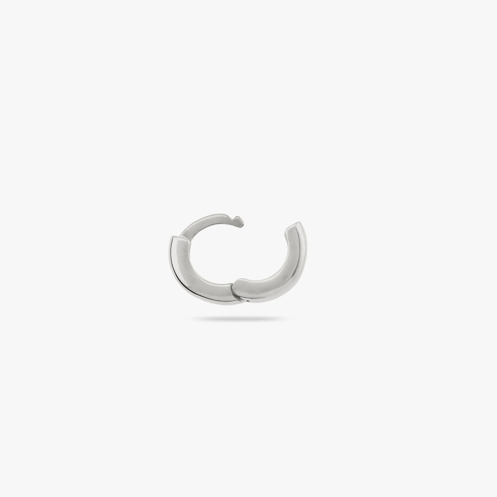 Micro Chunky Huggie - Image 7