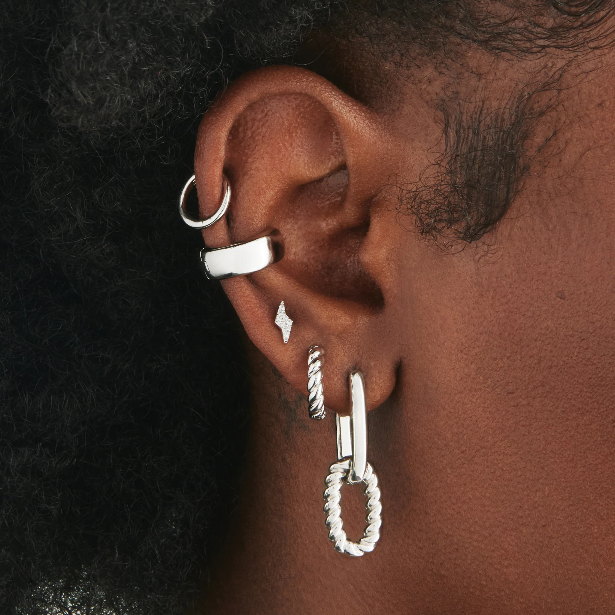 Chunky French Twist Huggie - Image 7