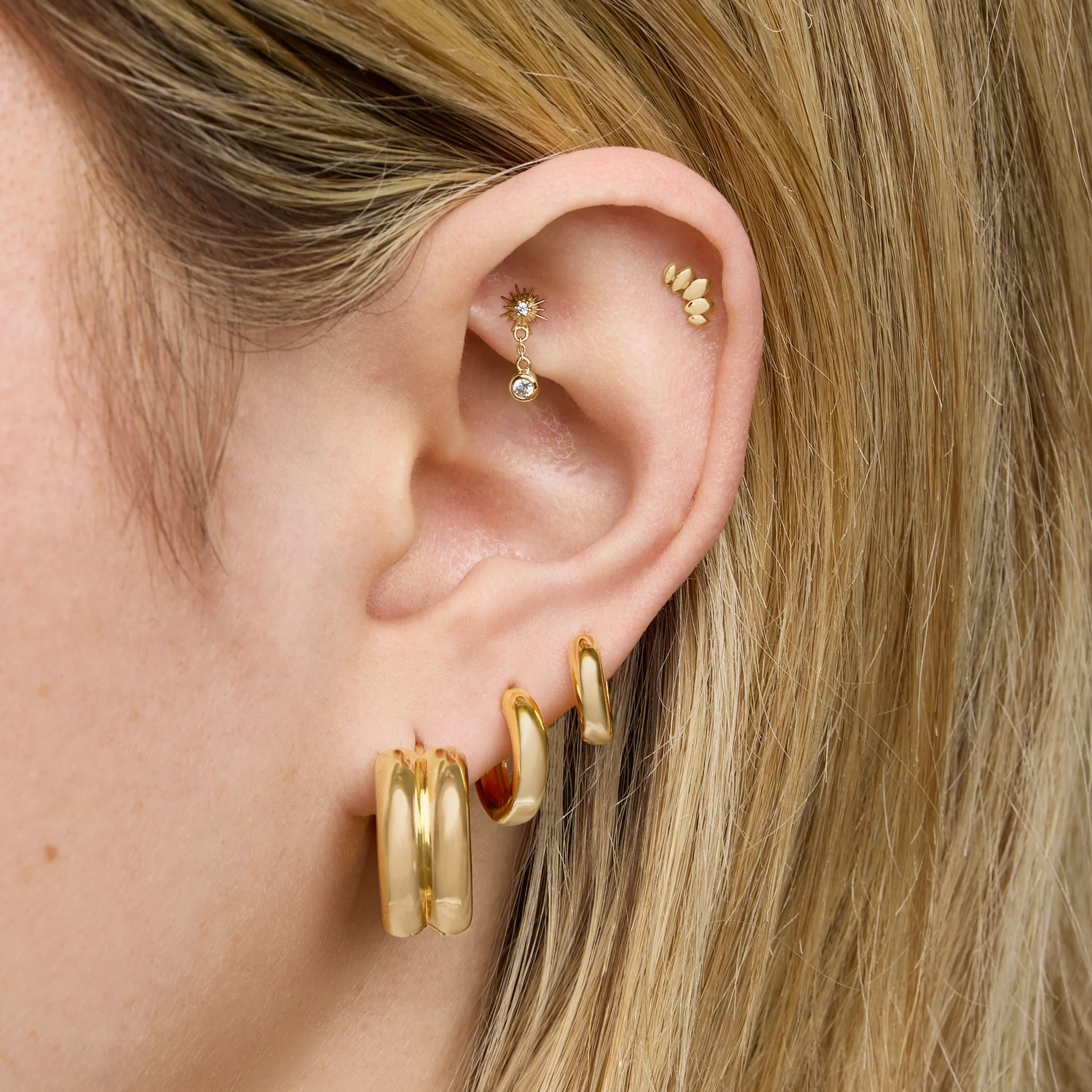 Chunky Ridge Hoop - Image 2
