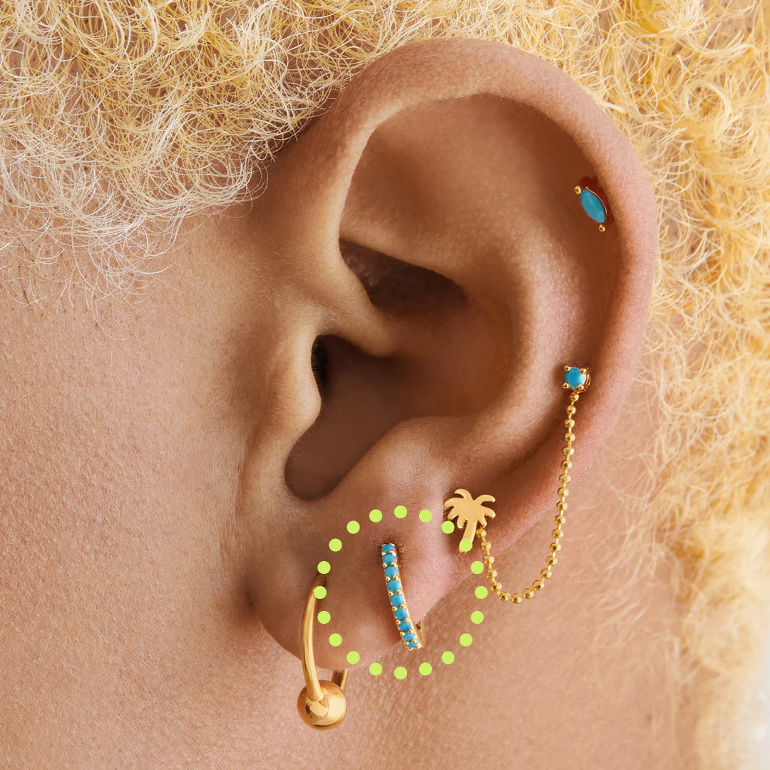 Mini Pave Huggie - Image 35