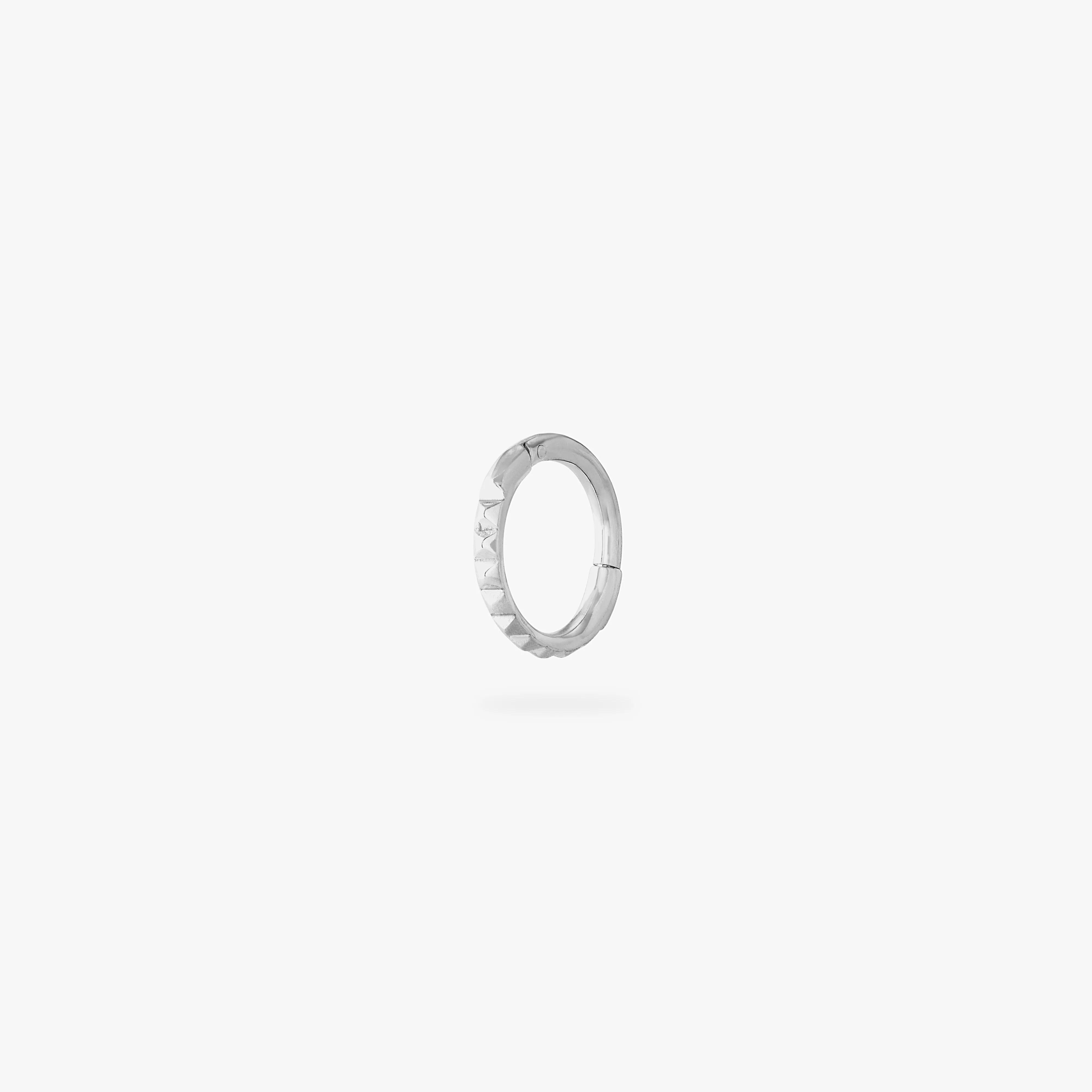 6mm Pyramid Clicker - Image 5