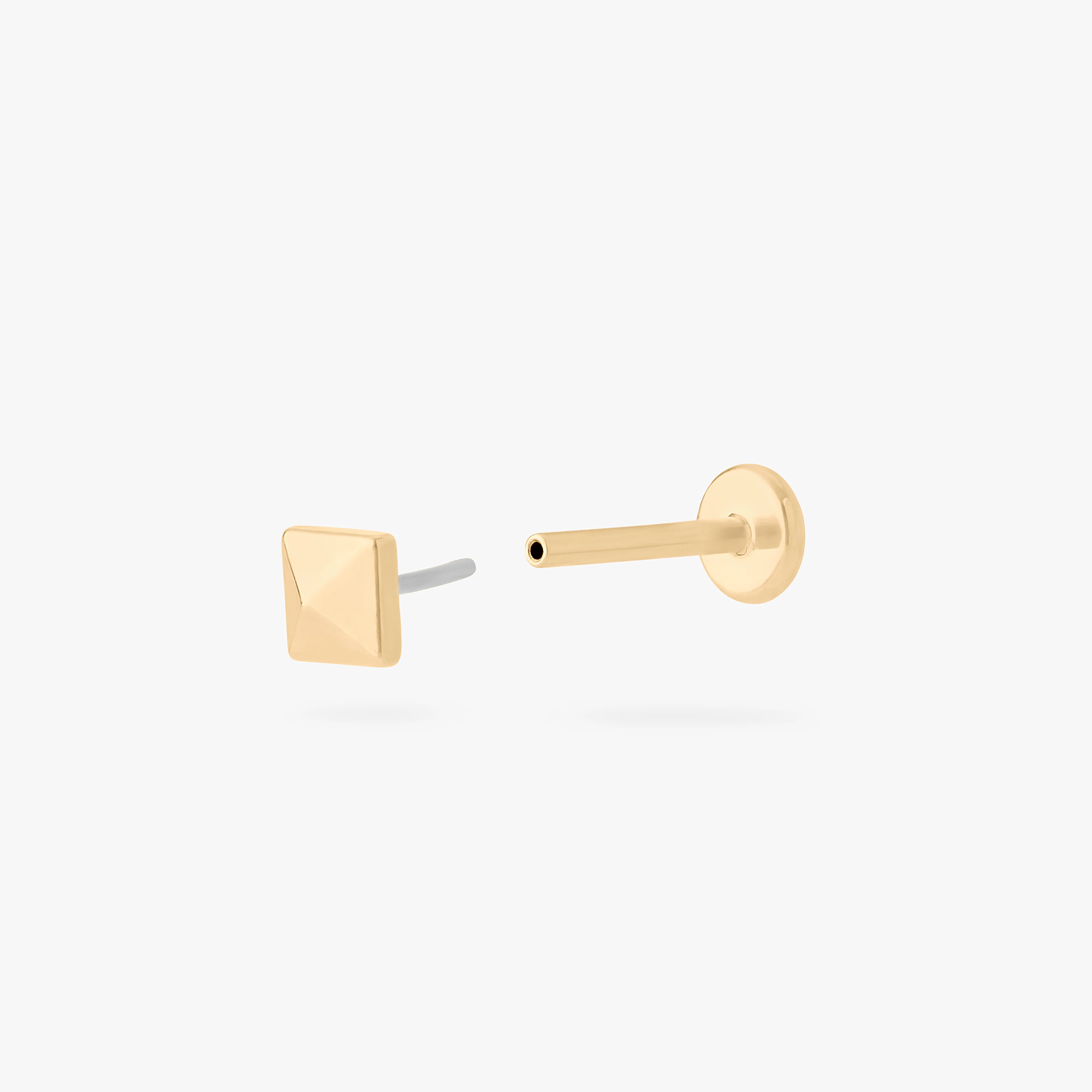 Pyramid Flatback Stud - Image 3