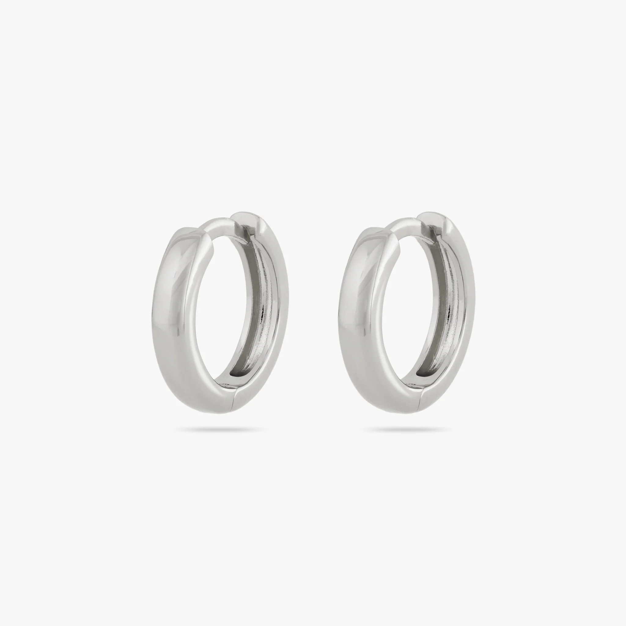 Small Chunky Huggie - Image 8